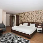 Avwan Hotel Cigli