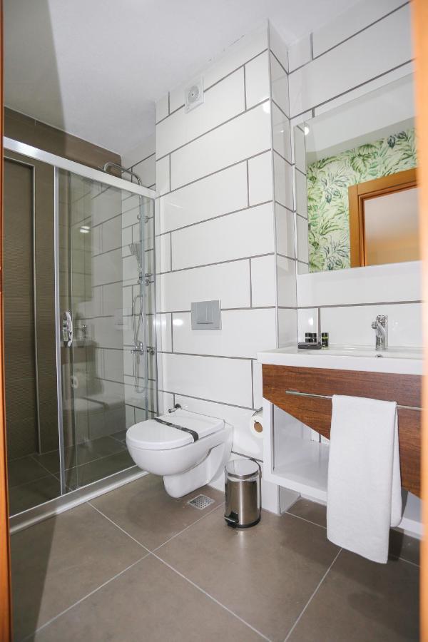 Otel Avwan çiğli